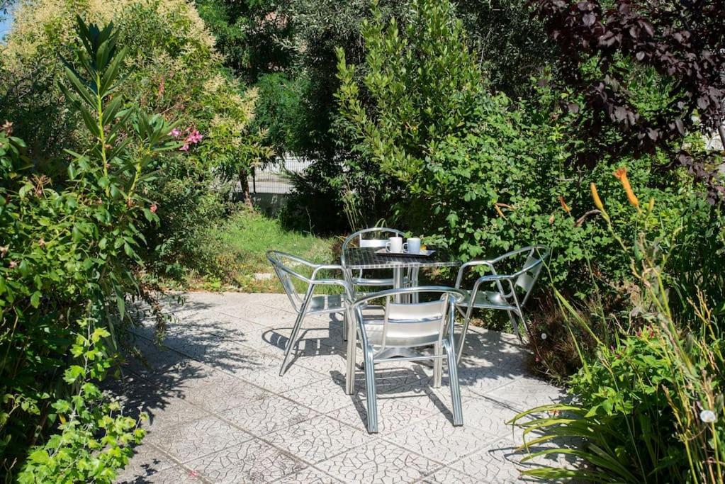 Anadora 2: Hospitable Stone House With Yard Alexandrópolis Exterior foto