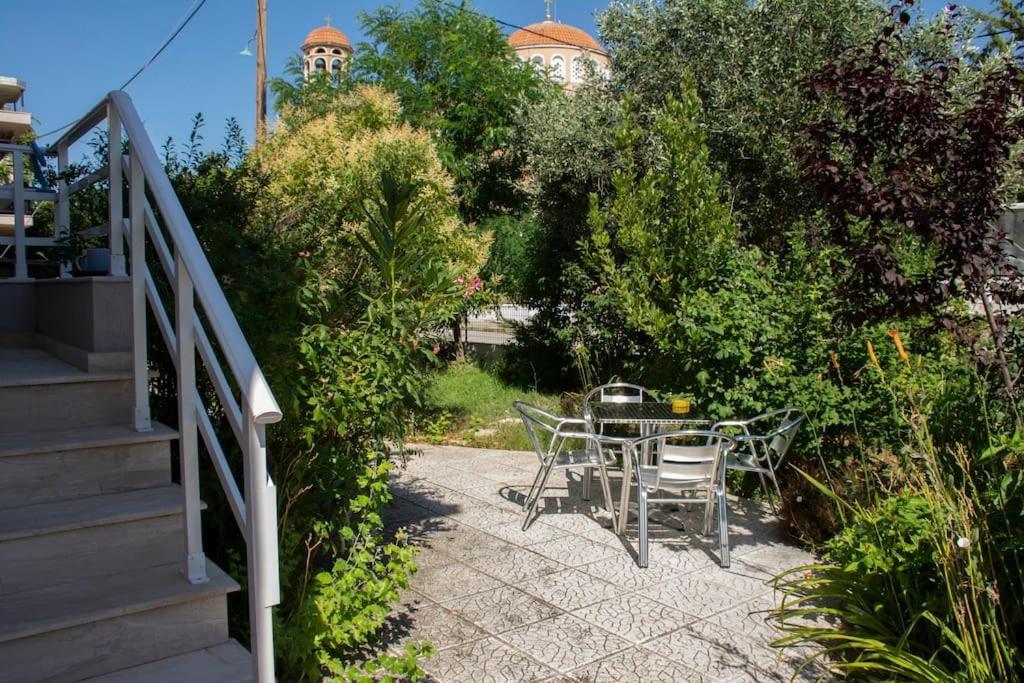 Anadora 2: Hospitable Stone House With Yard Alexandrópolis Exterior foto